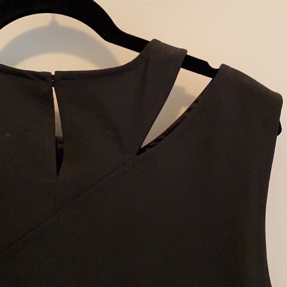 Fabulous piece…tunic with “ready to party” studs - Picture 6 of 11